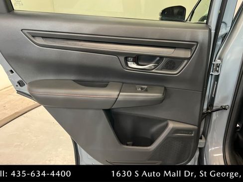 Used 2025 Honda CR-V Sport-L image 18