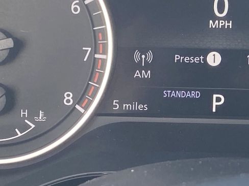 New 2025 Nissan Pathfinder SV w/ SV Premium Package image 33