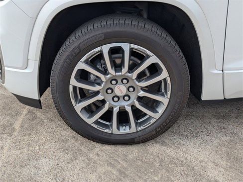 Certified 2023 GMC Acadia Denali w/ Denali Ultimate Package image 12