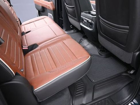 Used 2025 GMC Sierra 1500 Denali Ultimate AWD/4WD image 18