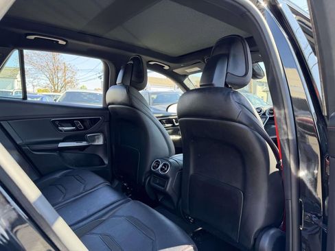 Used 2025 Mercedes-Benz GLC 43 AMG 4MATIC image 14