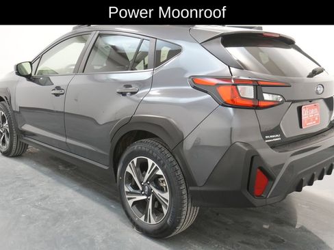 Used 2024 Subaru Crosstrek 2.0i Premium image 6