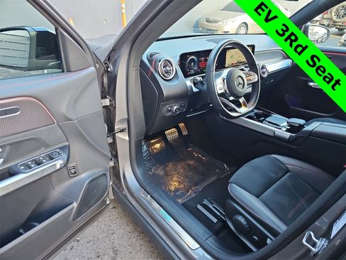 Used 2022 Mercedes-Benz EQB 300 4MATIC w/ AMG Night Package image 10