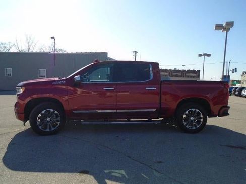 Used 2023 Chevrolet Silverado 1500 High Country w/ Z71 Off-Road Package image 4