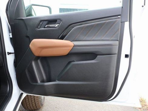 New 2026 GMC Canyon AT4 image 7