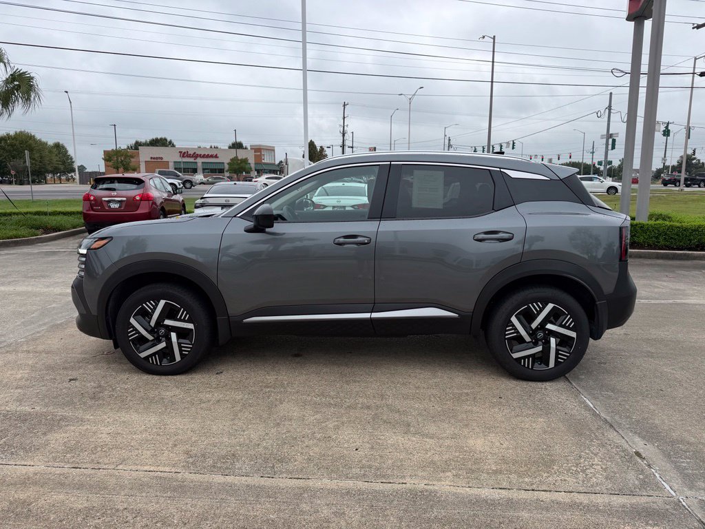 Used 2026 Nissan Kicks SV FWD image 2