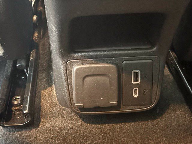 Used 2024 Buick Encore GX Avenir FWD image 13