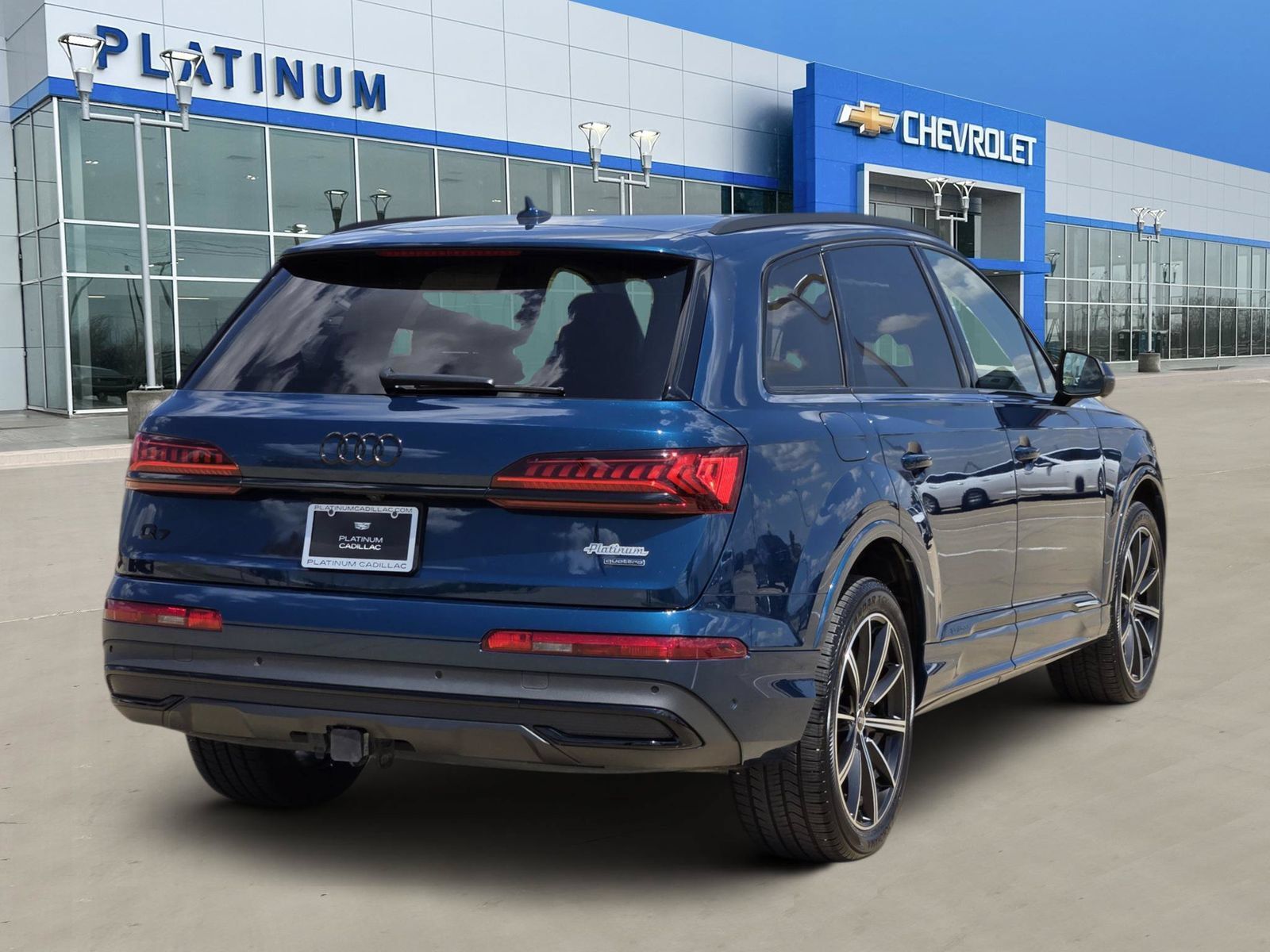 Used 2022 Audi Q7 3.0T Prestige AWD/4WD image 5
