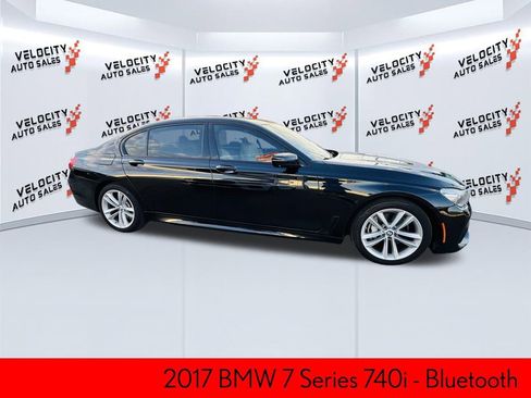 Used 2017 BMW 740i 740i image 2