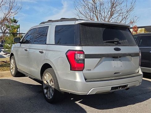 Used 2019 Ford Expedition Platinum image 4