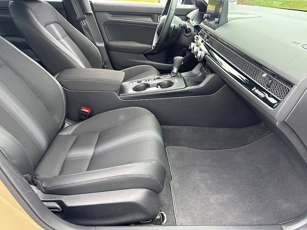 Used 2026 Honda Civic Sport image 25