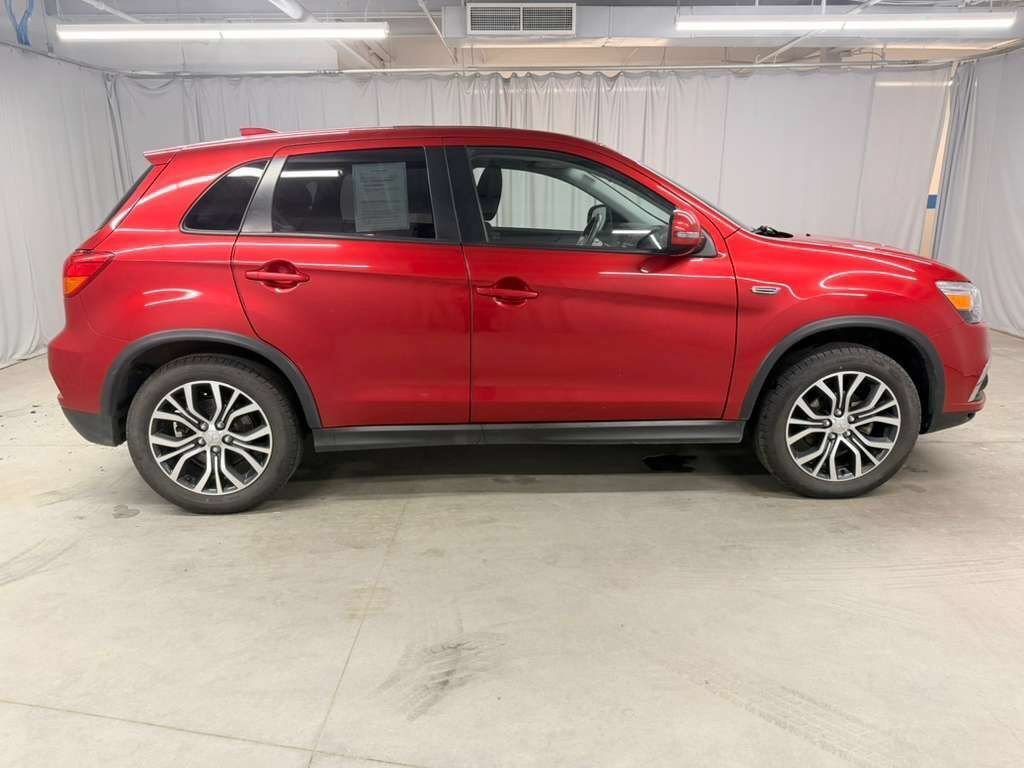 Used 2019 Mitsubishi Outlander Sport ES AWD/4WD image 13