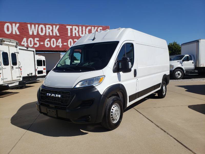 Used 2023 RAM ProMaster 2500 w/ Premium Convenience Group (B) FWD image 3