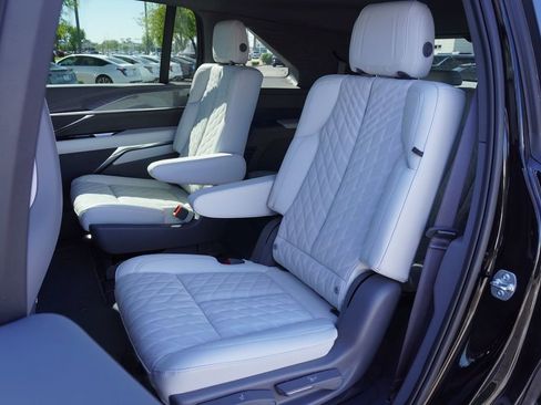 New 2026 Cadillac Escalade IQ Luxury 1 AWD/4WD image 9