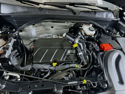 Used 2024 Chevrolet TrailBlazer LS image 30