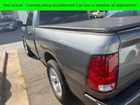 Used 2013 RAM 1500 Express RWD image 5