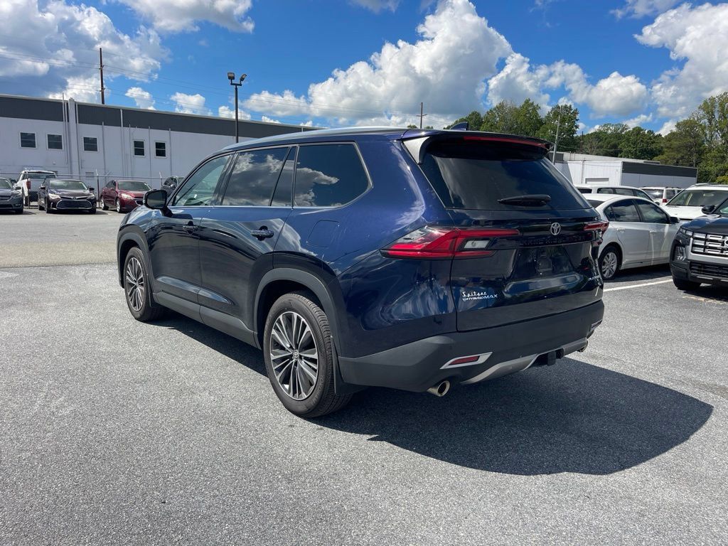Used 2026 Toyota Grand Highlander AWD Hybrid image 3
