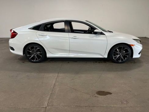 Used 2020 Honda Civic Sport image 2