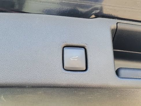 Certified 2023 Ford Escape Active AWD/4WD image 27
