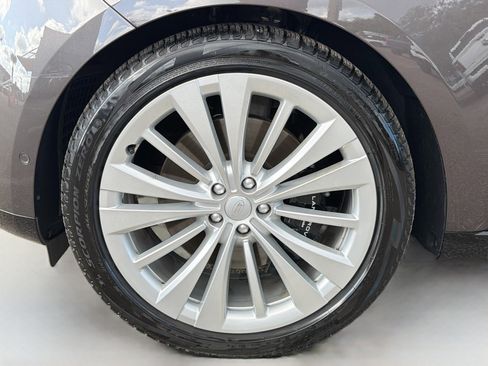 Used 2023 Land Rover Range Rover Long Wheelbase First Edition image 42