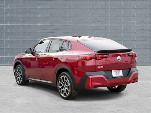 Used 2025 BMW X2 xDrive28i image 6