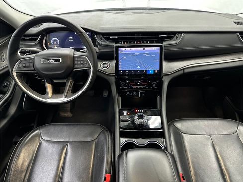 Used 2023 Jeep Grand Cherokee L Limited image 25