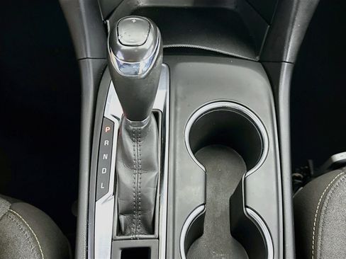 Used 2019 Chevrolet Equinox LT FWD image 24