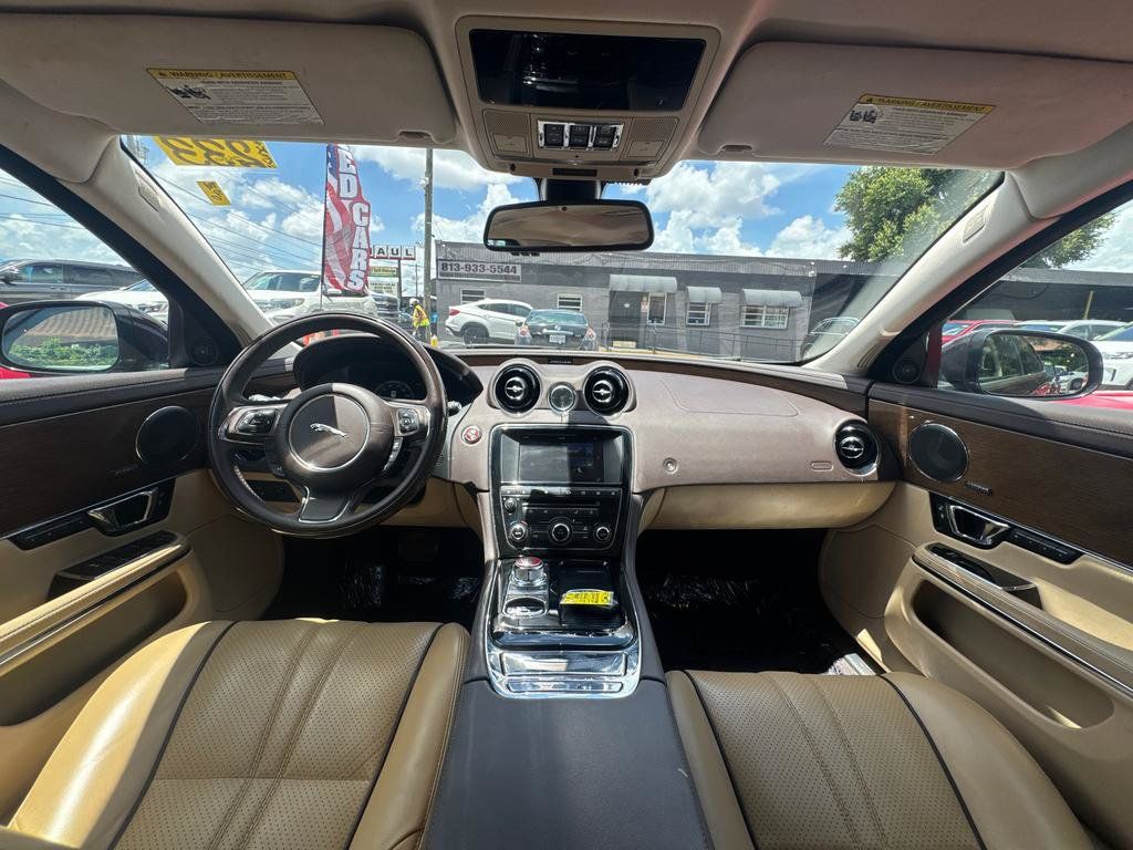Used 2016 Jaguar XJ Supercharged RWD image 16