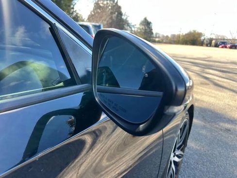 Used 2021 Honda Accord Touring image 30
