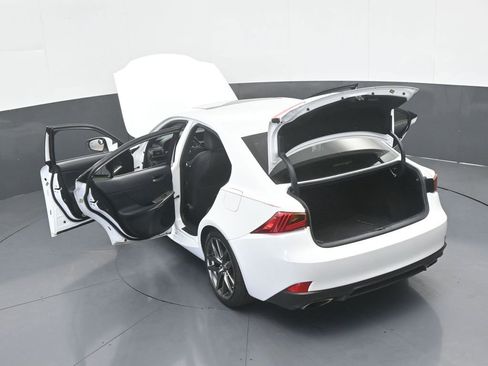 Used 2018 Lexus IS 300 F Sport w/ F Sport Package image 75