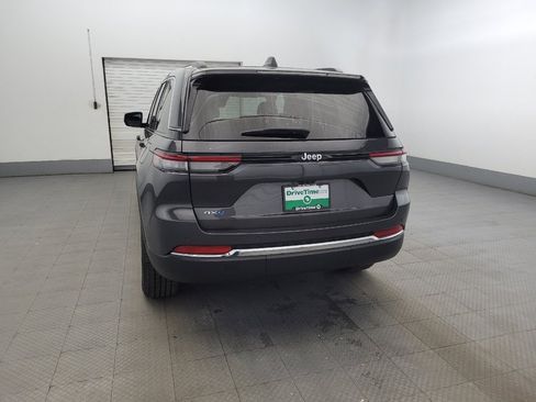 Used 2022 Jeep Grand Cherokee Limited 4xe image 6