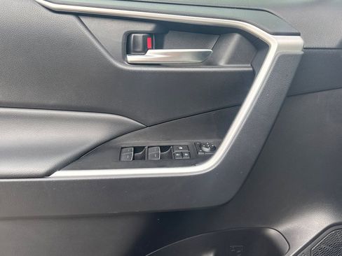 Certified 2025 Toyota RAV4 XLE AWD/4WD image 12