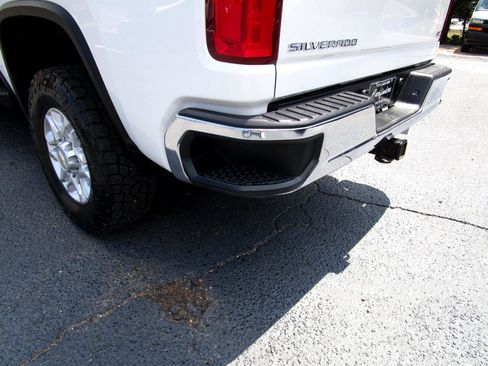 Used 2023 Chevrolet Silverado 2500 LTZ w/ LTZ Convenience Package image 28