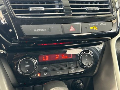 Used 2023 Mitsubishi Eclipse Cross LE AWD/4WD image 23