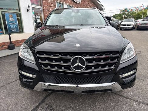 Used 2014 Mercedes-Benz ML 350 4MATIC w/ Premium 1 Package image 2