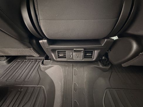 New 2026 GMC Sierra 1500 Elevation w/ LPO, Elevation Black Package image 39