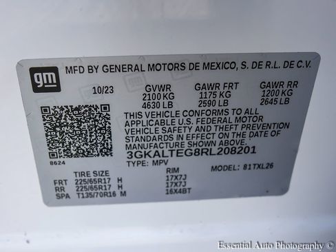 Used 2024 GMC Terrain SLE w/ Driver Convenience Package image 25