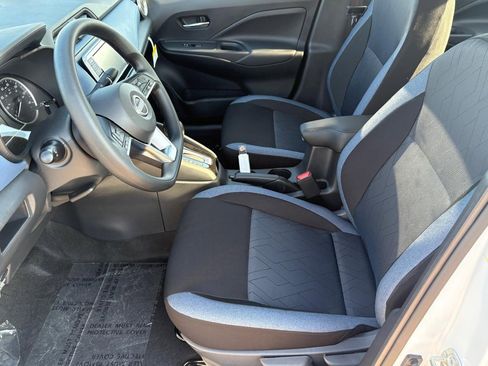 New 2025 Nissan Versa SV w/ Trunk Package image 16