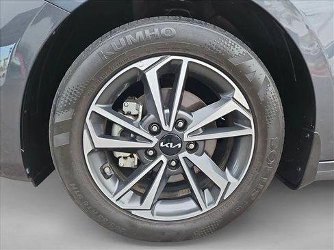 Used 2023 Kia Forte LXS FWD image 22