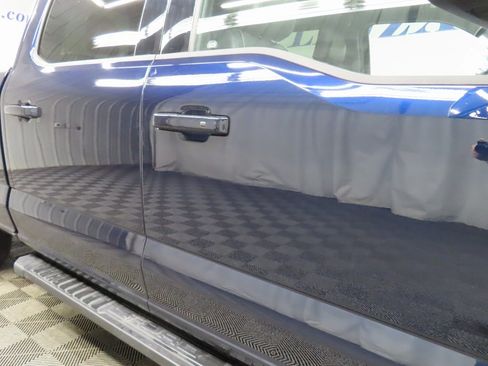 Used 2025 Ford F150 Lariat w/ Equipment Group 502A High image 32