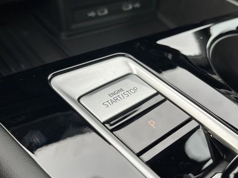 New 2026 Volkswagen Atlas Cross Sport SE image 45