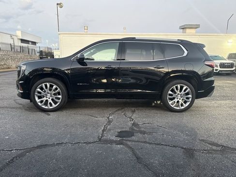 Used 2024 GMC Acadia Denali w/ Super Cruise Package image 3