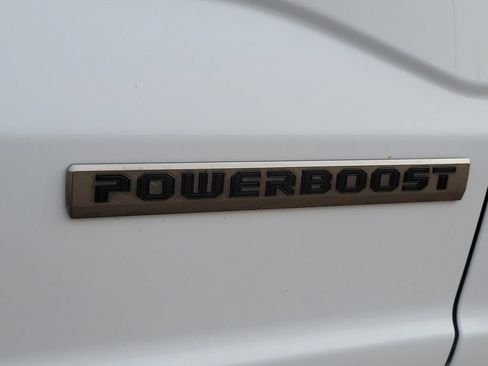 Used 2024 Ford F150 Lariat w/ Equipment Group 502A High AWD/4WD image 7