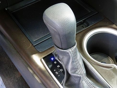 Used 2021 Toyota Camry LE FWD image 26