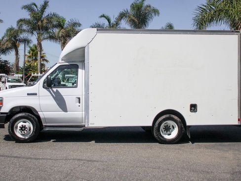 Used 2019 Ford E-350 and Econoline 350 Super Duty image 5