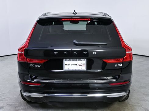 Used 2023 Volvo XC60 B5 Ultimate w/ Climate Package FWD image 31