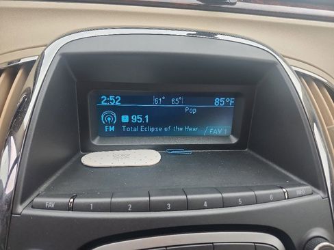 Used 2010 Buick LaCrosse CX FWD image 2