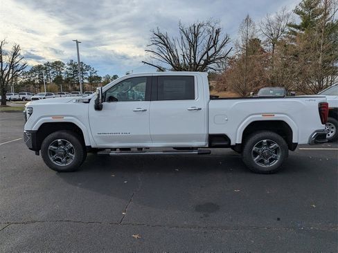 New 2026 GMC Sierra 2500 SLT w/ SLT Premium Package image 5