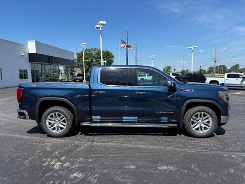Used 2020 GMC Sierra 1500 SLT w/ SLT Premium Package AWD/4WD image 2