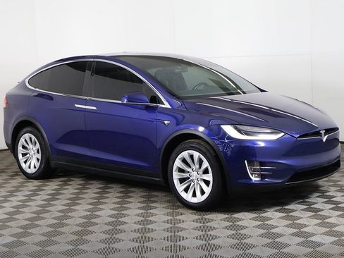 Used 2017 Tesla Model X 75D image 53